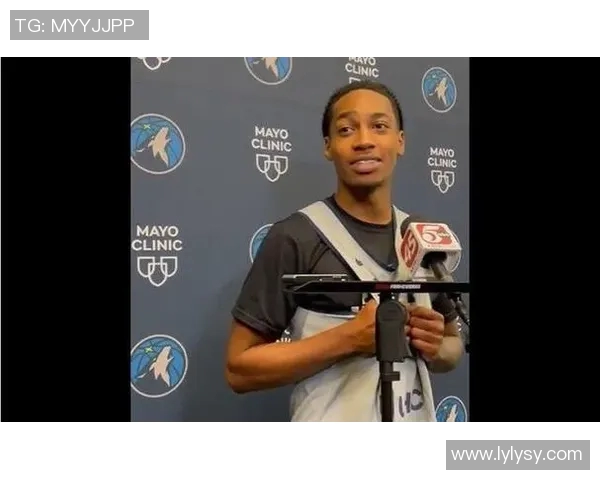 迪林厄姆展望新赛季机会强调表现重要性以争取留队资格 迪林厄姆展望新赛季机会强调表现重要性以争取留队资格