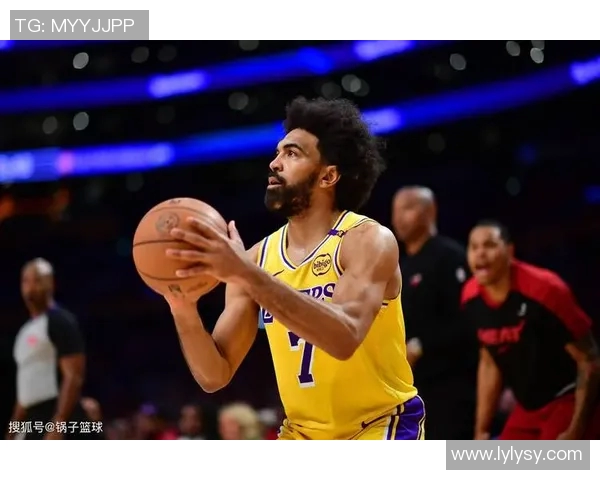 浓眉赛后重申首战重要性呼吁大家保持冷静不必过于担忧