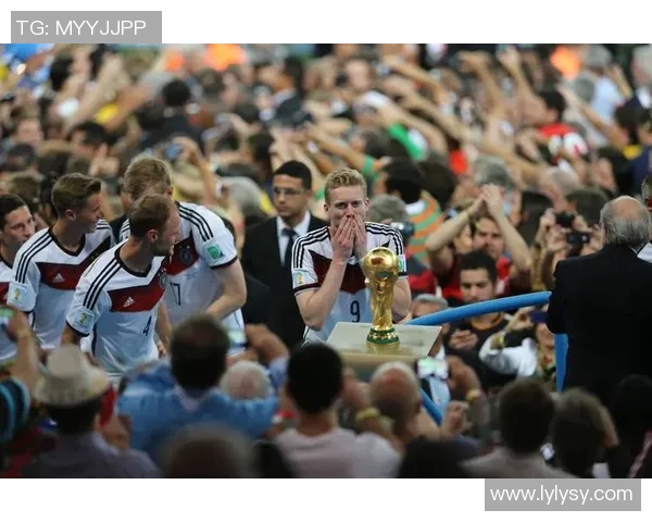 帕利尼亚坚定信心期待11月份锁定世界杯资格只差一步之遥