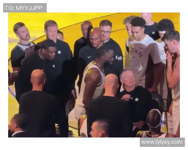 科尔确认继续小阵容首发追梦将担任中锋位置不变