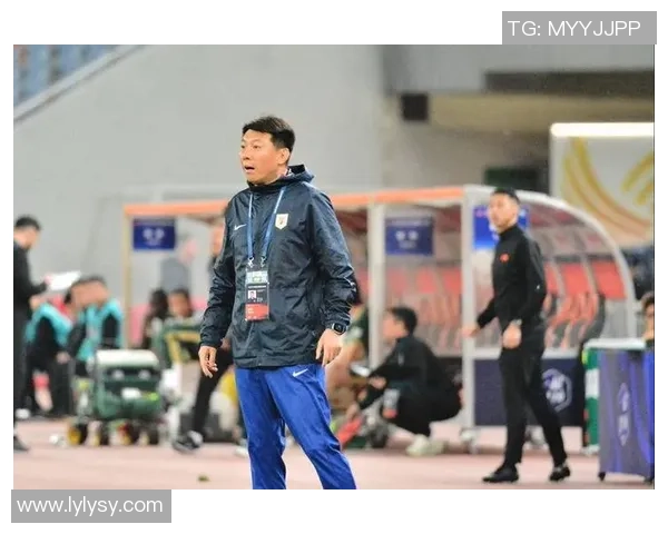 泰山队新任代理主教练确定为助教唐田将与谢文共同出席发布会 泰山队新任代理主教练确定为助教唐田将与谢文共同出席发布会