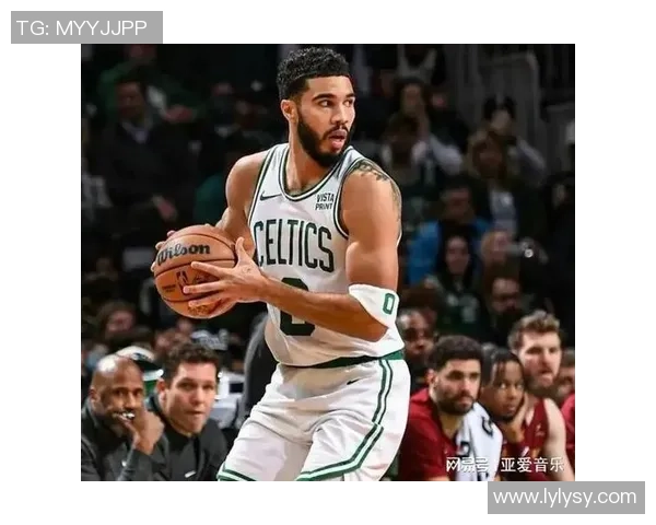 底蕴深厚绿军三分火力全开本季场均16记三分领跑联盟进攻效率高居第二 底蕴深厚绿军三分火力全开本季场均16记三分领跑联盟进攻效率高居第二