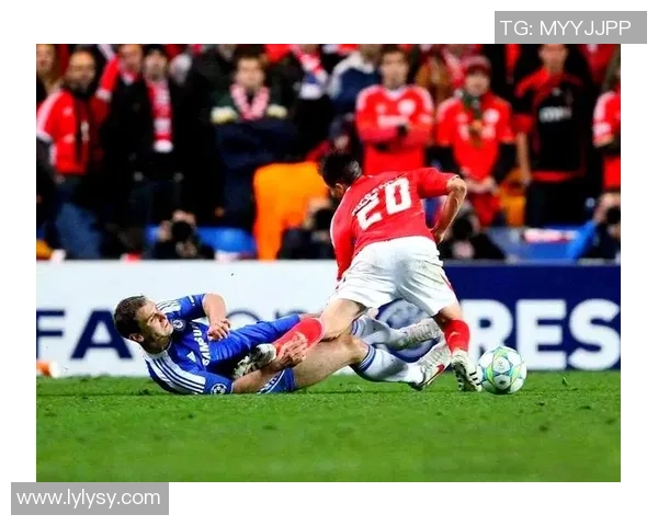 德媒报道本菲卡多名球员感染病毒但仍需满足人数要求才能推迟比赛