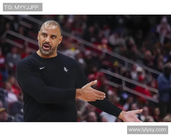 裁判频频争议判罚是否在影响雷霆争夺好签的机会