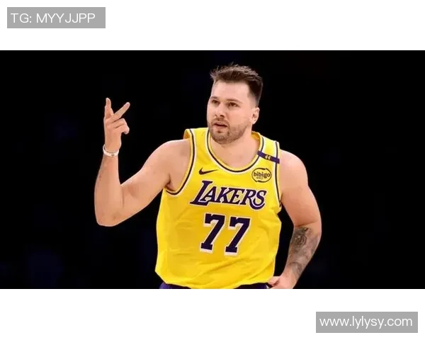 吉莱斯皮称湖人实力强大东契奇缺阵也能依靠其他球员表现